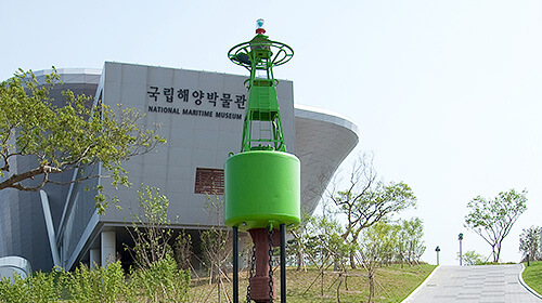 Green light buoy