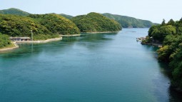 스미요시 대교 위에서 바라본 스미요시세토(住吉瀨戶) 전경.