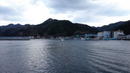 시시미우라(志志見浦) 전경. 현재의 지명은 시시미(鹿見)이다
